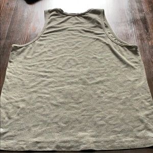 Lululemon men’s light camo tank size large